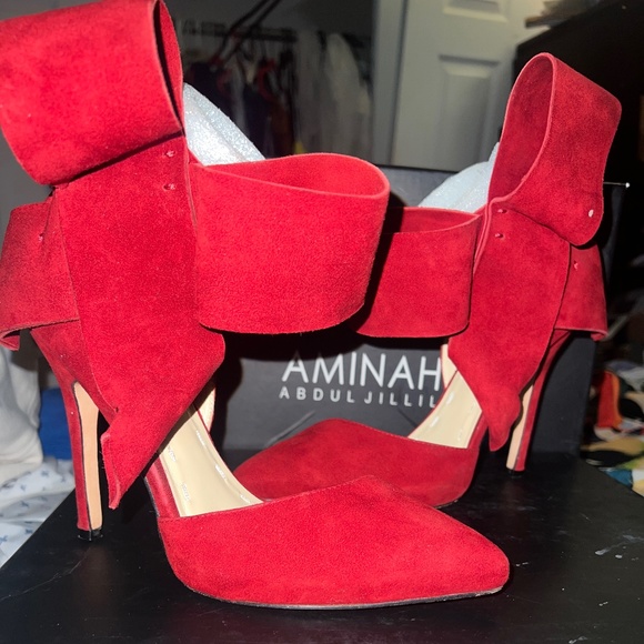 Amina Abdul Jillil Shoes - Amina  Abdul Jillil red bow heels